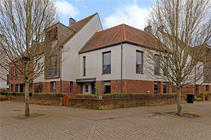 3 Bedroom Semi-Detached House For Sale In Derwent Way, York, North Yorkshire, YO10