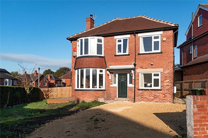 4 Bedroom Detached House For Sale In Barthorpe Crescent, Leeds, West Yorkshire, LS17
