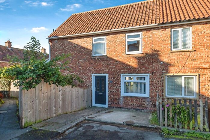 3 Bedroom Semi-Detached House For Sale In Grosvenor Place, Guisborough, TS14