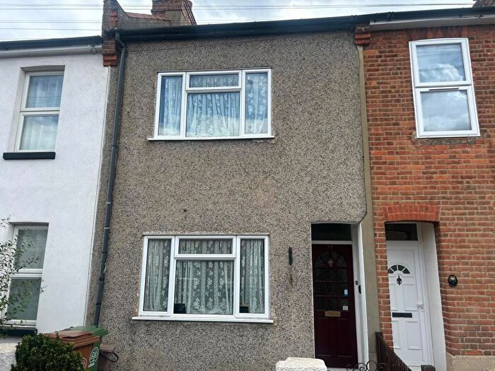 2 Bedroom Terraced House For Sale In St. Andrews Road, Carshalton, SM5