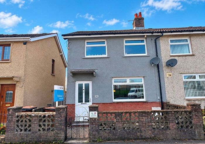 3 Bedroom Semi-Detached House For Sale In Derwendeg Avenue, Cefn Fforest, NP12