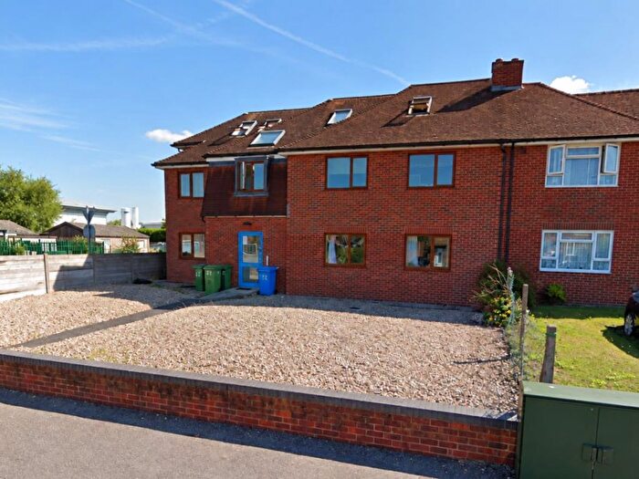 2 Bedroom Flat For Sale In North Lane, Aldershot, GU12