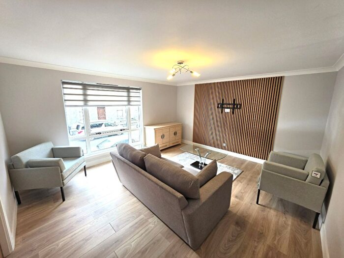 2 Bedroom Flat To Rent In Claremont Place, City Centre, Aberdeen, AB10