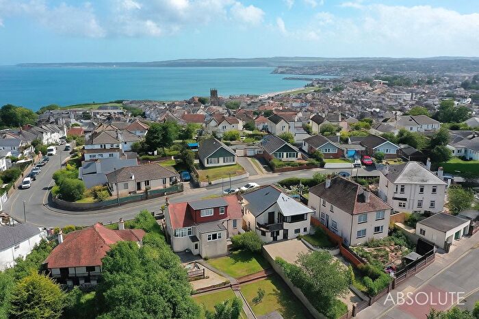 2 Bedroom Flat To Rent In Great Headland Crescent, Paignton, TQ3
