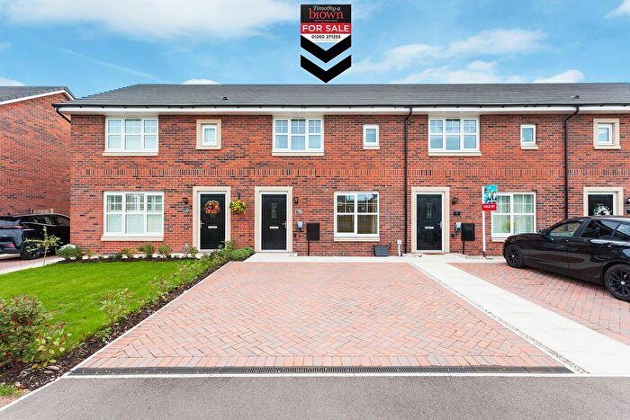 3 Bedroom Mews For Sale In Shire Avenue, Congleton, CW12