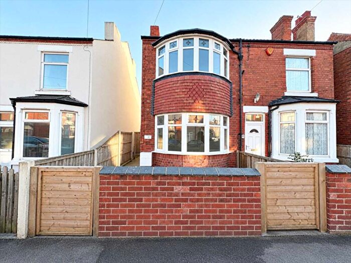 2 Bedroom Semi-Detached House To Rent In Hartley Road, Kirkby In Ashfield, NG17
