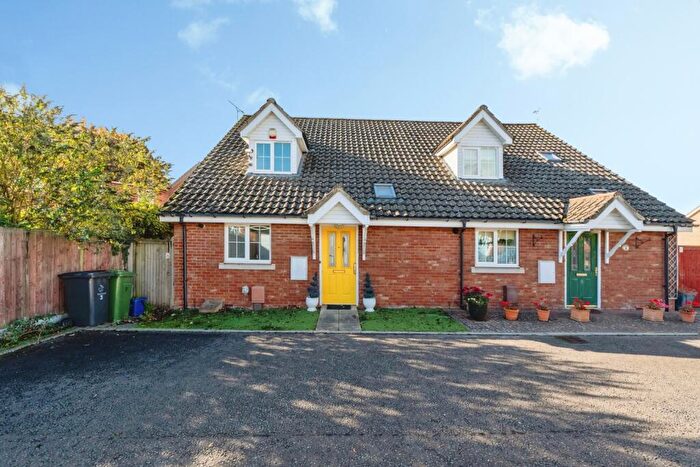 3 Bedroom Bungalow For Sale In Oakleigh Drive, Swaffham, Norfolk, PE37