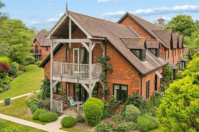 2 Bedroom End Of Terrace House For Sale In Remenham Row, Wargrave Road, Henley-On-Thames, Oxfordshire, RG9