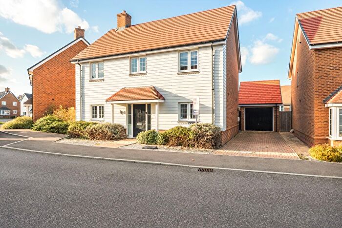 5 Bedroom Detached House For Sale In Goodwood Road, Edenbridge, TN8