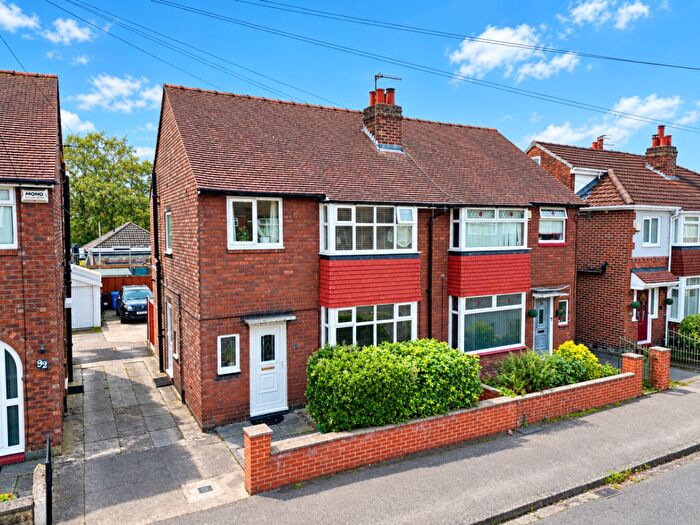 3 Bedroom Semi-Detached House For Sale In Maxwell Avenue, Great Moor, Stockport, SK2
