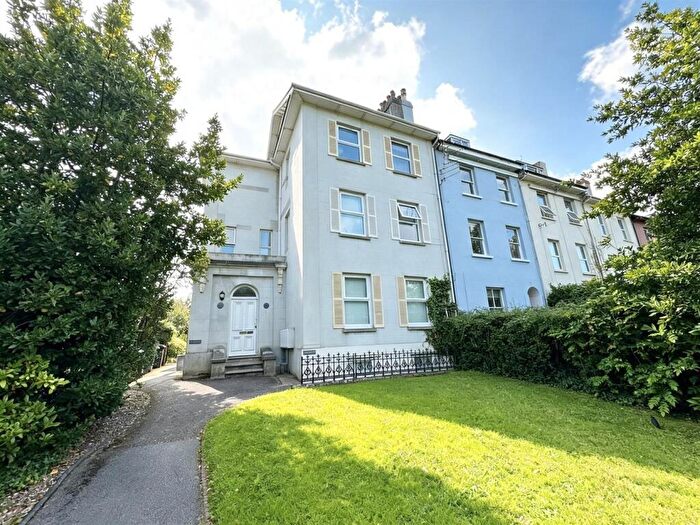 4 Bedroom Maisonette To Rent In Pennsylvania Road, Exeter, EX4