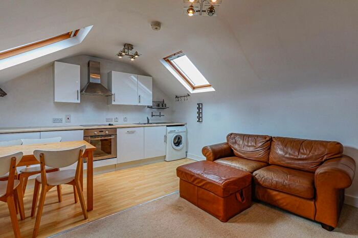 1 Bedroom Flat To Rent In Paget Road, Barry, CF62