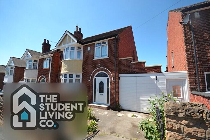 4 Bedroom Detached House To Rent In Leslie Road, Forest Fields, NG7