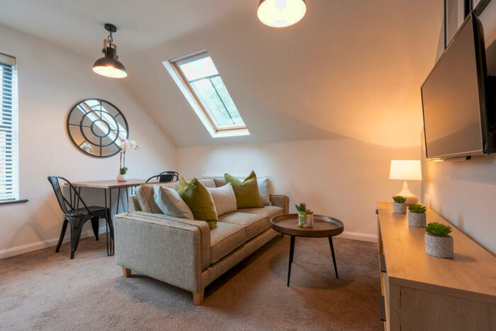 3 Bedroom Flat To Rent In Prince Of Wales Road, Exeter, EX4