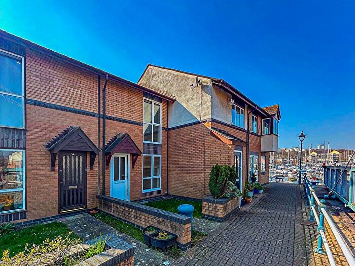 2 Bedroom Terraced House To Rent In Plas St. Pol De Leon, Penarth, CF64