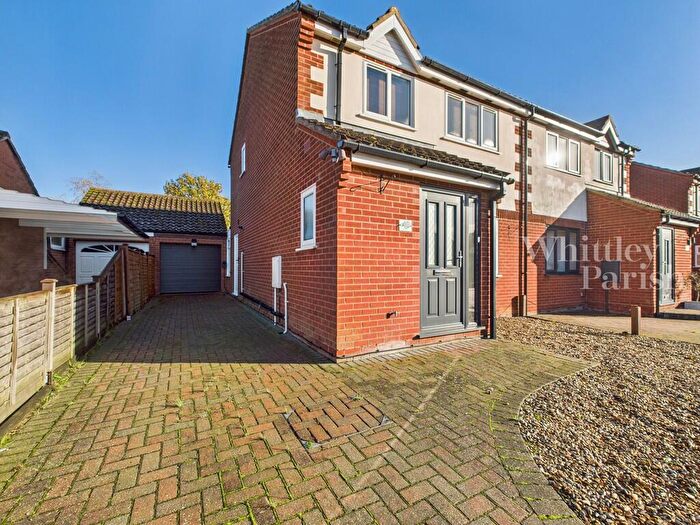 3 Bedroom Semi-Detached House To Rent In Edenside Drive, Attleborough, NR17
