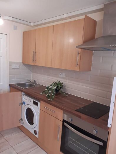 Studio To Rent In Holstein Way, Erith, Kent, DA18