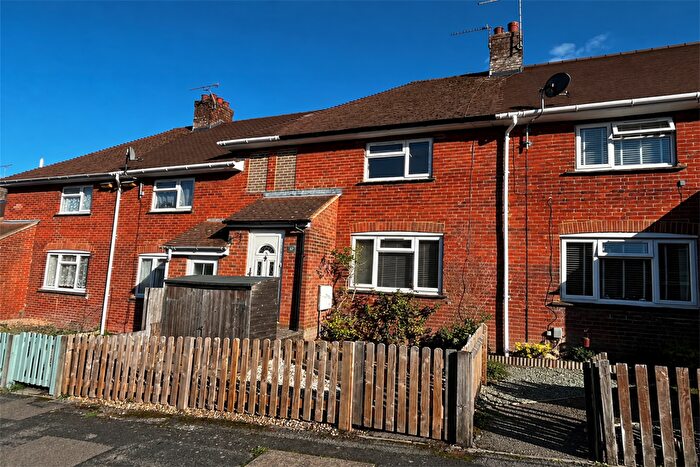 2 Bedroom Terraced House To Rent In Winchester, SO23