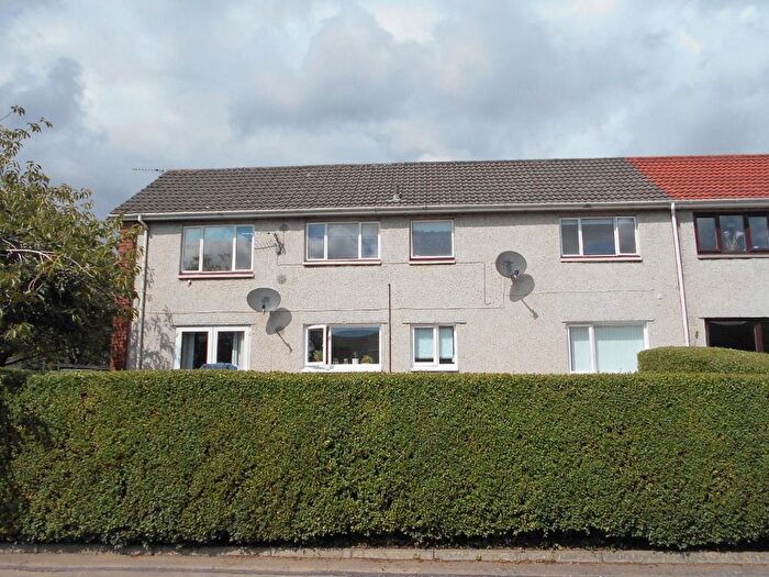 2 Bedroom Flat To Rent In Primrose Court, Rosyth, KY11