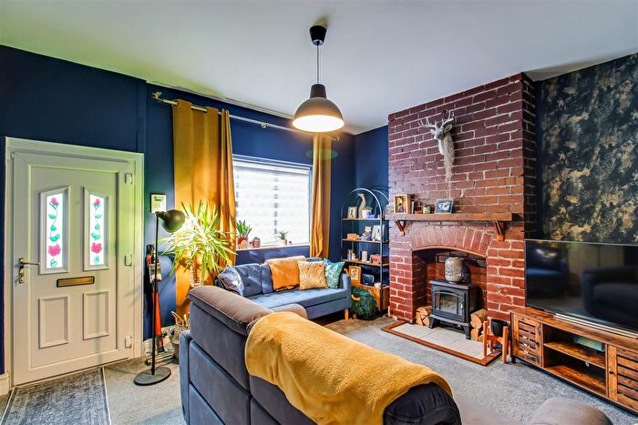 3 Bedroom Terraced House For Sale In Talbot Street, Normanton, WF6