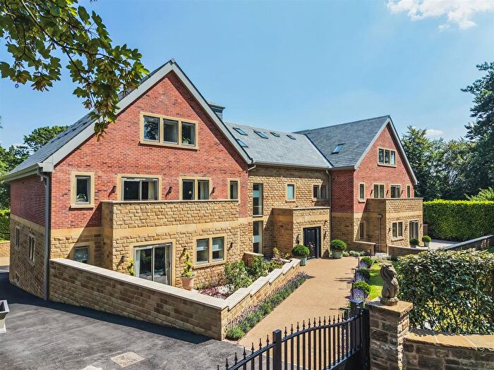 2 Bedroom Flat For Sale In Apartment Vicarage Gardens, Vicarage Lane, Dore, Sheffield, S17