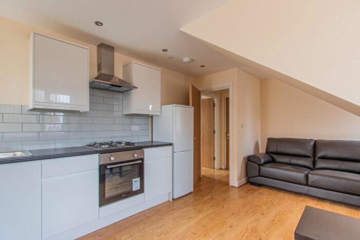 1 Bedroom Private Hall To Rent In Newport Road, Roath, CF24