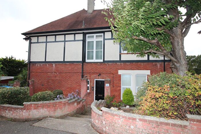 2 Bedroom Flat To Rent In Ardmore Road, Poole, BH14