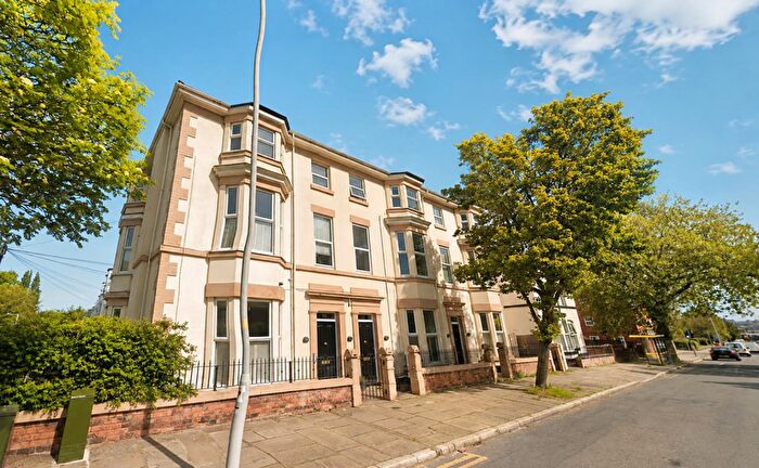 14 Bedroom Flat For Sale In Balls Road, Oxton, Wirral, CH43