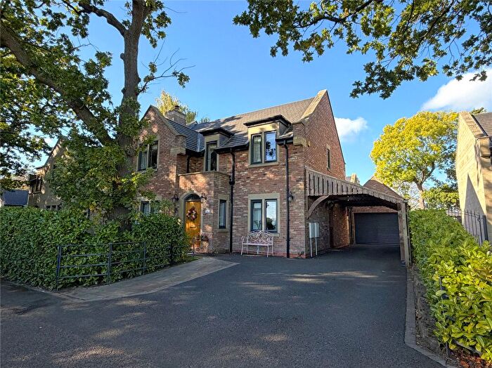 4 Bedroom Detached House For Sale In Church Lane, Nunthorpe, Middlesbrough, North Yorkshire, TS7