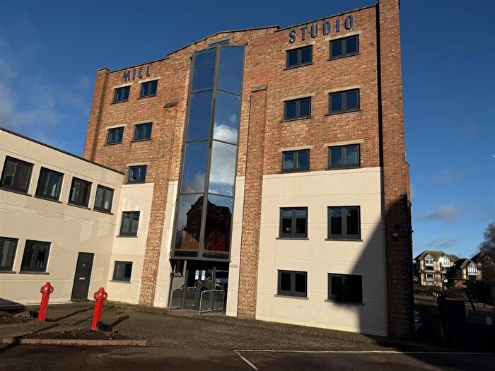 2 Bedroom Apartment To Rent In Bed - Mill Studios, Ware -, SG12