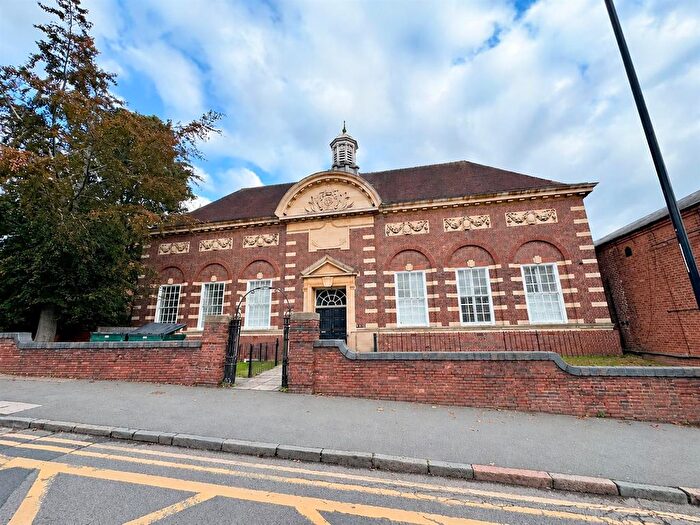 2 Bedroom Flat To Rent In Lichfield Road, Sutton Coldfield, B74