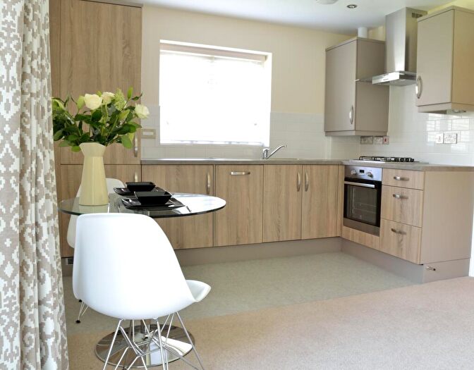 1 Bedroom Flat To Rent In Eagles Close, Wantage, OX12