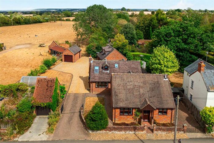 4 Bedroom Bungalow To Rent In Ivy Lane, Stewkley, Leighton Buzzard, Buckinghamshire, LU7