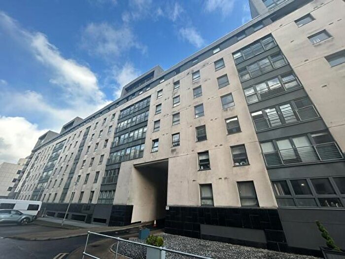 2 Bedroom Flat To Rent In Wallace Street, Tradeston, Glasgow, G5