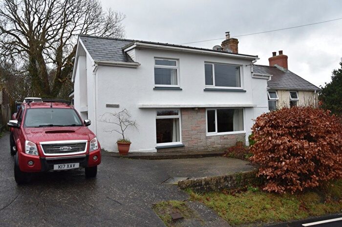 3 Bedroom Semi-Detached House For Sale In Craigfryn, Adpar, SA38