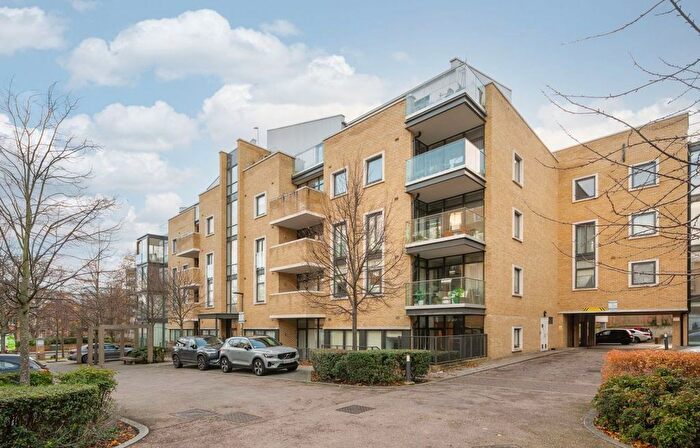 1 Bedroom Flat To Rent In Frazer Nash Close, Isleworth, TW7