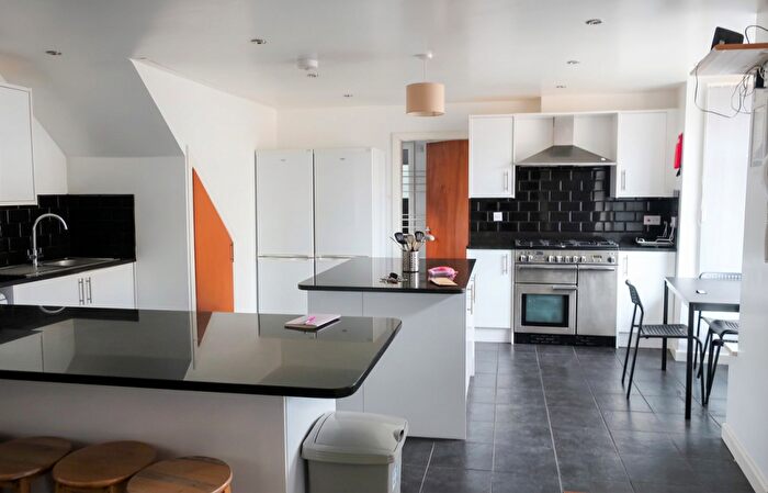 6 Bedroom House To Rent In Dartmouth Road, Selly Oak, West Midlands, B29