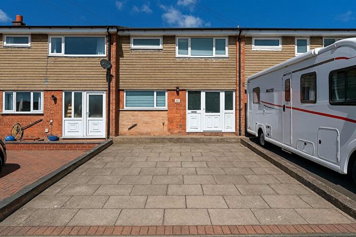 3 Bedroom Town House For Sale In Wallbridge Drive, Leek, Staffordshire Moorlands, ST13