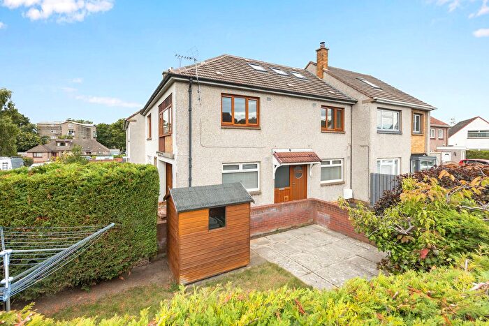 4 Bedroom Flat For Sale In Drum Brae Park, Clermiston, Edinburgh, EH12