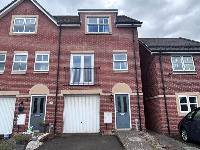 3 Bedroom Flat To Rent In Tramside Way, Carlisle, CA1