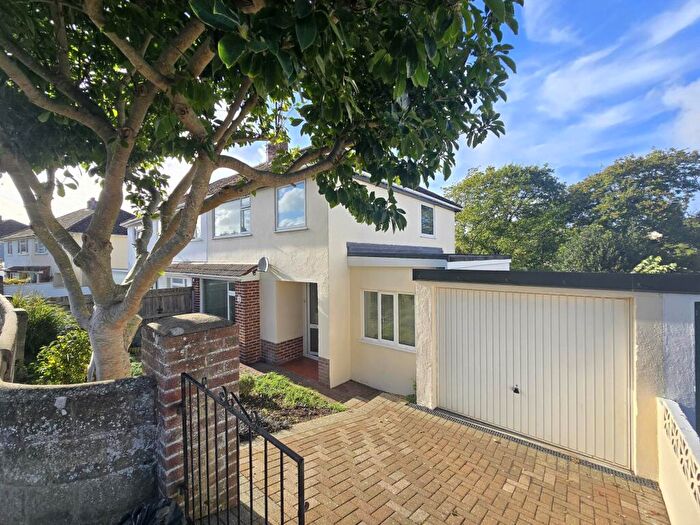 3 Bedroom Semi-Detached House For Sale In Moreton Park Road, Bideford, EX39