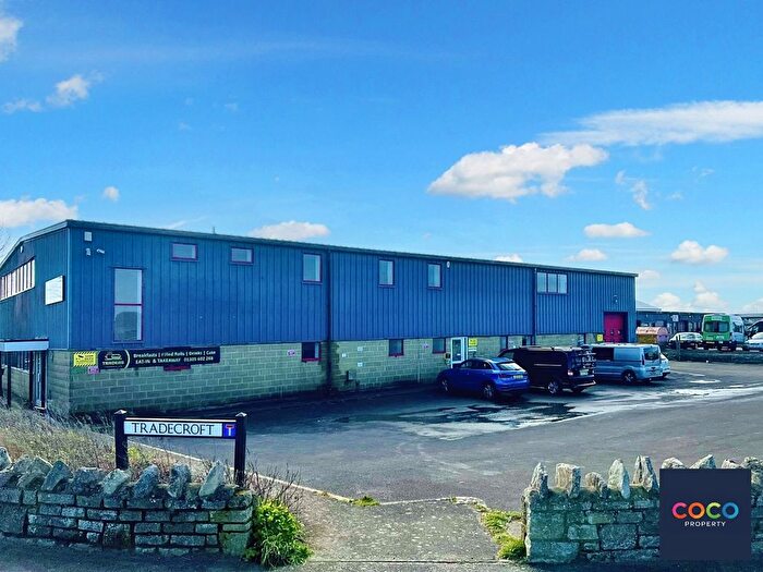 Semi-Detached House To Rent In Tradecroft Industrial Estate, Portland, Dorset, DT5