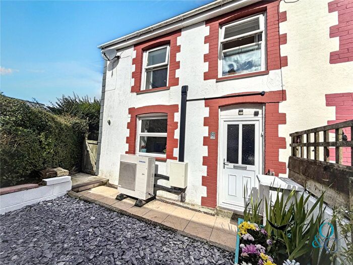 3 Bedroom End Of Terrace House For Sale In Edgcumbe Road, Roche, PL26