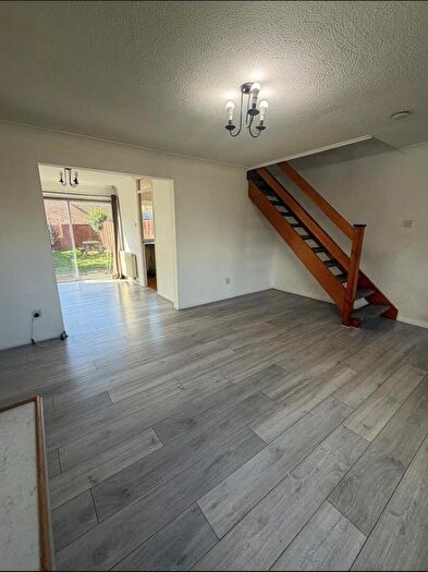 3 Bedroom End Of Terrace House To Rent In Salisbury Close, St. Ives, PE27