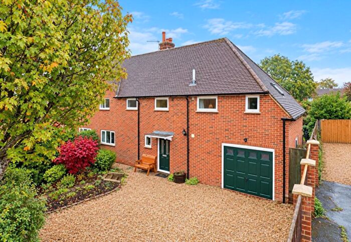 4 Bedroom Semi-Detached House For Sale In Buffins Road, Odiham, RG29