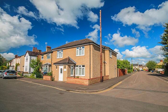 4 Bedroom Detached House To Rent In Canterbury Street, Cambridge, CB4