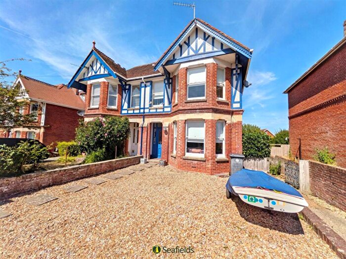 4 Bedroom Semi-Detached House For Sale In Ryde Road, Seaview, PO34