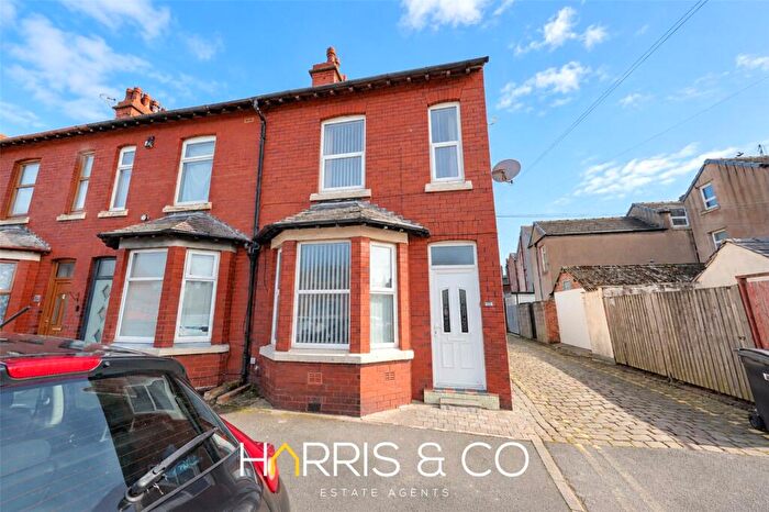2 Bedroom End Of Terrace House To Rent In North Church Street, Fleetwood, Lancashire, FY7