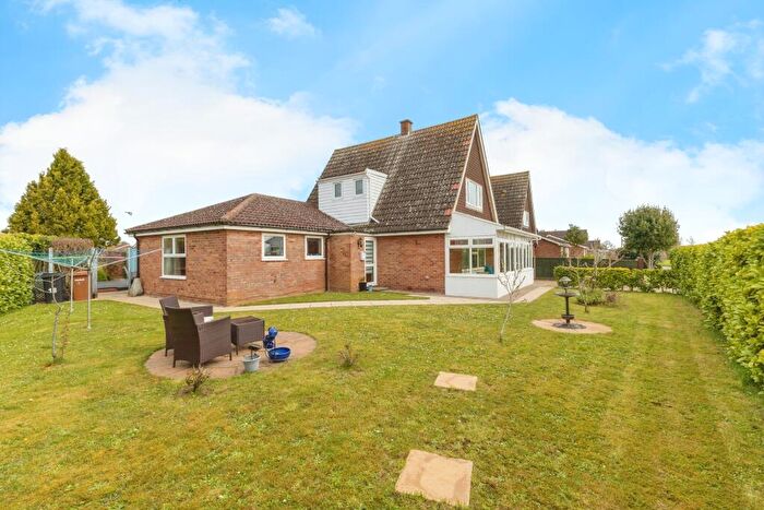 4 Bedroom Bungalow For Sale In Longmeadow Close, Griston, Thetford, Norfolk, IP25