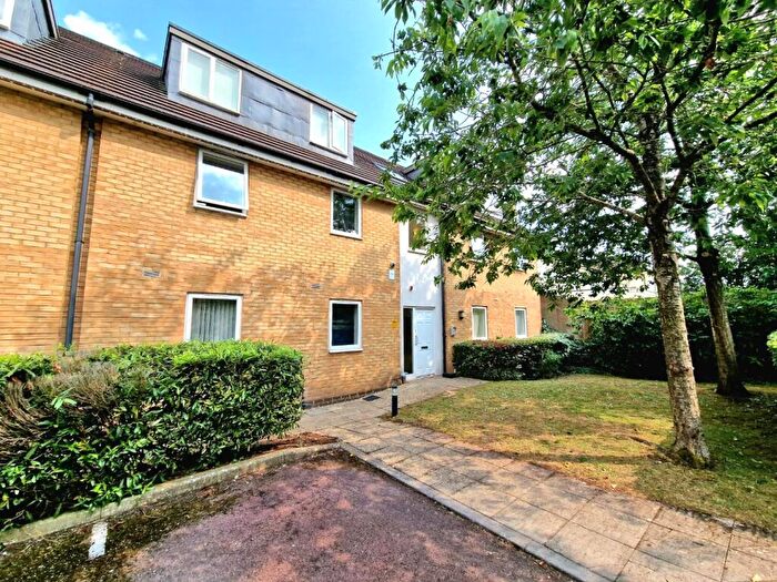 2 Bedroom Apartment To Rent In Ridgemount Gardens, Whitchurch, Bristol, BS14